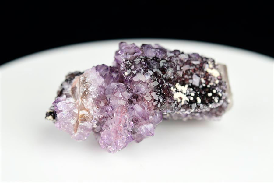 カルサイト 蛍光 ブラックアメジスト calcite covered amethyst アメジストコーティング 方解石 紫水晶 蛍光鉱物 ウルグアイ産