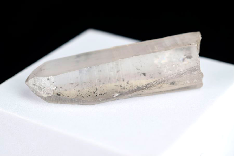 レムリアンシード　レムリアン水晶　レムリアンクリスタル　グラファイト　ブラジル　カブラル　lemruian　graphite 　パワーストーン