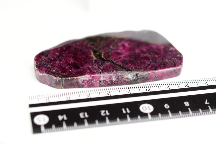 ロシア産　ユーディアライト　ユージアル石　Eudialyte　丸玉　置物　スフィア　天然石　パワーストーン