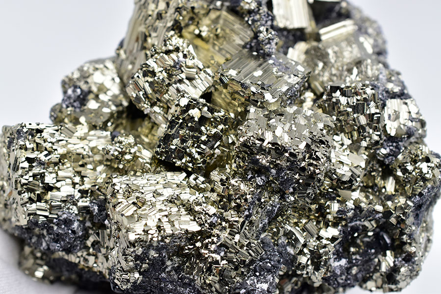 ペルー産　ラクラカンチャ　パイライト　原石　クラスター　黄鉄鉱　 Racracancha　Pyrite　天然石　パワーストーン