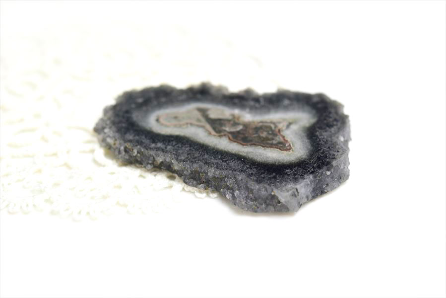 フラワーアメジスト　ブラックアメジスト　スライス　スタラクタイト　紫水晶　素材　クラスター　原石　天然石　パワーストーン