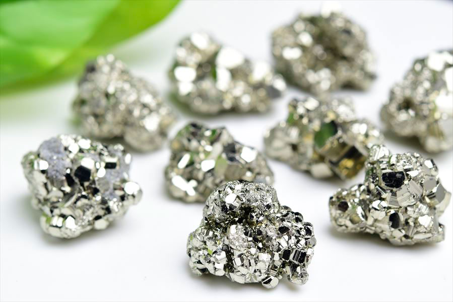 ペルー産　ワンサラ　パイライト　原石　クラスター　黄鉄鉱　Huanzala Huallanca Pyrite　天然石　パワーストーン