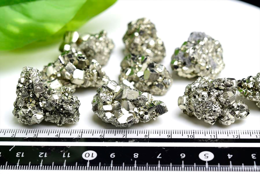 ペルー産　ワンサラ　パイライト　原石　クラスター　黄鉄鉱　Huanzala Huallanca Pyrite　天然石　パワーストーン