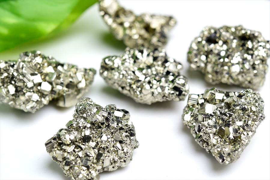 ペルー産　ワンサラ　パイライト　原石　クラスター　黄鉄鉱　Huanzala Huallanca Pyrite　天然石　パワーストーン