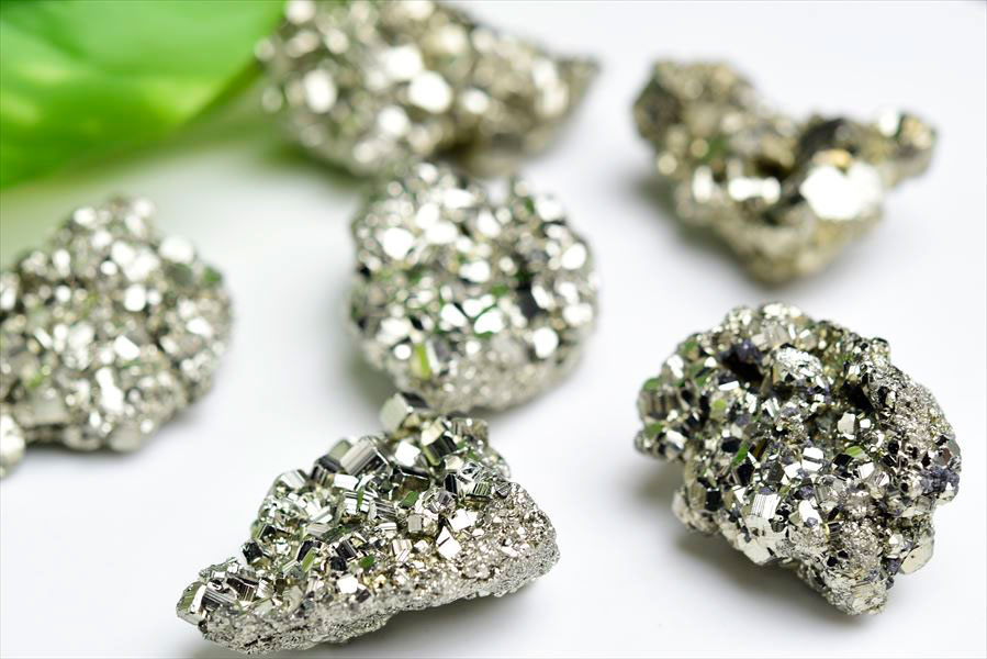 ペルー産　ワンサラ　パイライト　原石　クラスター　黄鉄鉱　Huanzala Huallanca Pyrite　天然石　パワーストーン