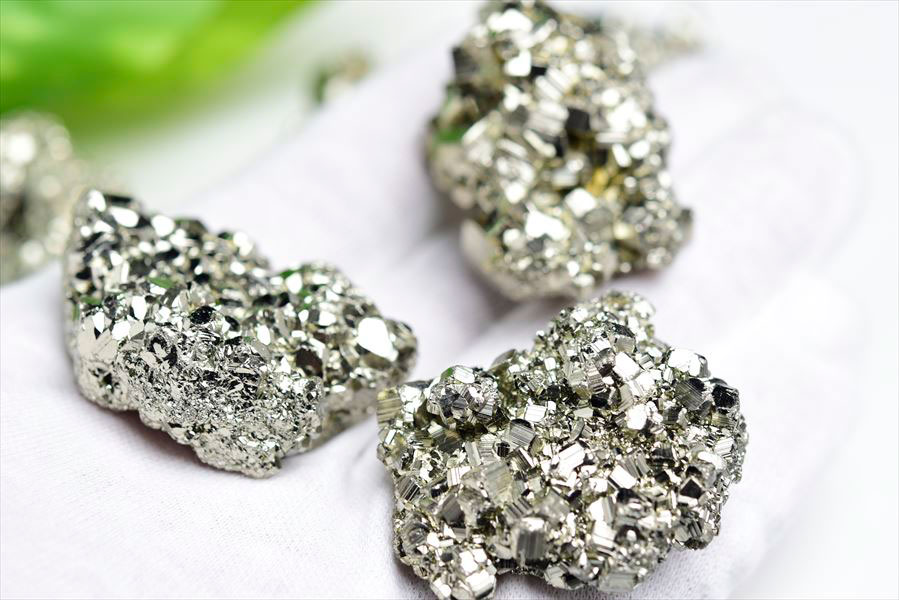 ペルー産　ワンサラ　パイライト　原石　クラスター　黄鉄鉱　Huanzala Huallanca Pyrite　天然石　パワーストーン