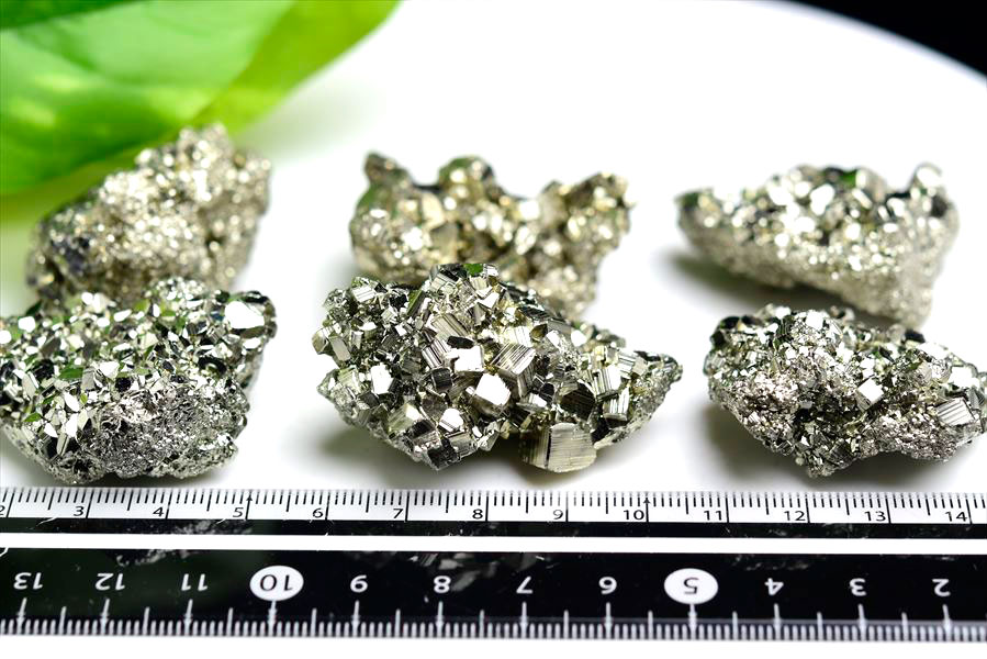 ペルー産　ワンサラ　パイライト　原石　クラスター　黄鉄鉱　Huanzala Huallanca Pyrite　天然石　パワーストーン