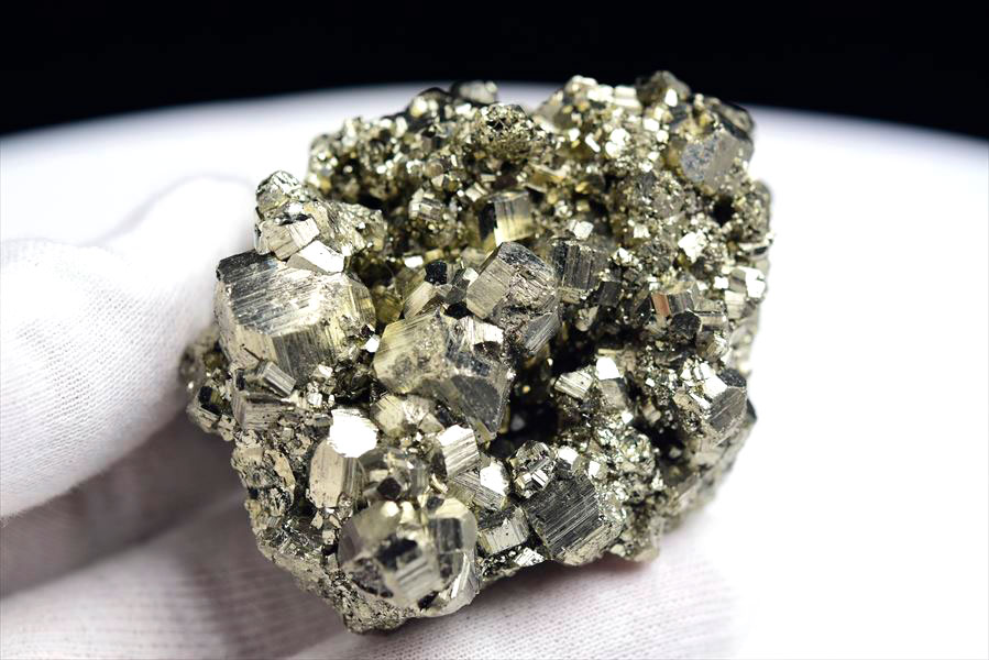 ペルー産　ワンサラ　パイライト　原石　クラスター　黄鉄鉱　Huanzala Huallanca Pyrite　天然石　パワーストーン