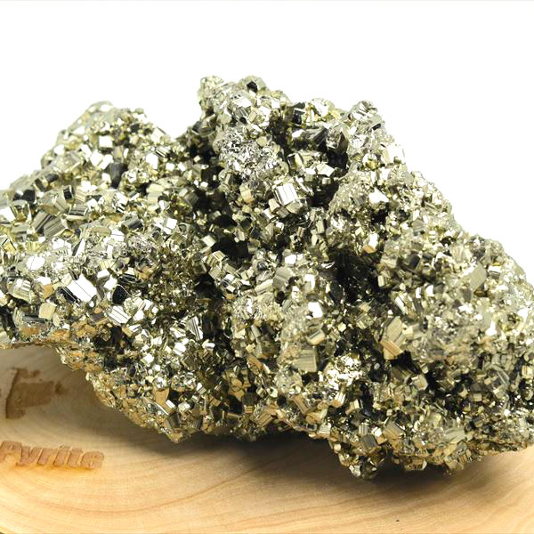 ペルー産　ワンサラ　パイライト　原石　クラスター　黄鉄鉱　Huanzala Huallanca Pyrite　天然石　パワーストーン