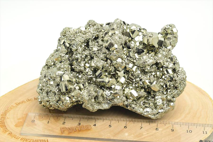 ペルー産　ワンサラ　パイライト　原石　クラスター　黄鉄鉱　Huanzala Huallanca Pyrite　天然石　パワーストーン