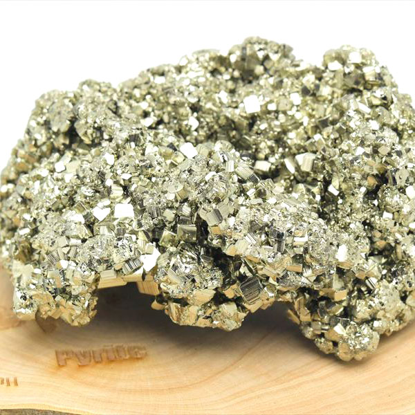 ペルー産　ワンサラ　パイライト　原石　クラスター　黄鉄鉱　Huanzala Huallanca Pyrite　天然石　パワーストーン