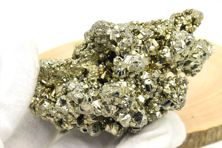 ペルー産　ワンサラ　パイライト　原石　クラスター　黄鉄鉱　Huanzala Huallanca Pyrite　天然石　パワーストーン