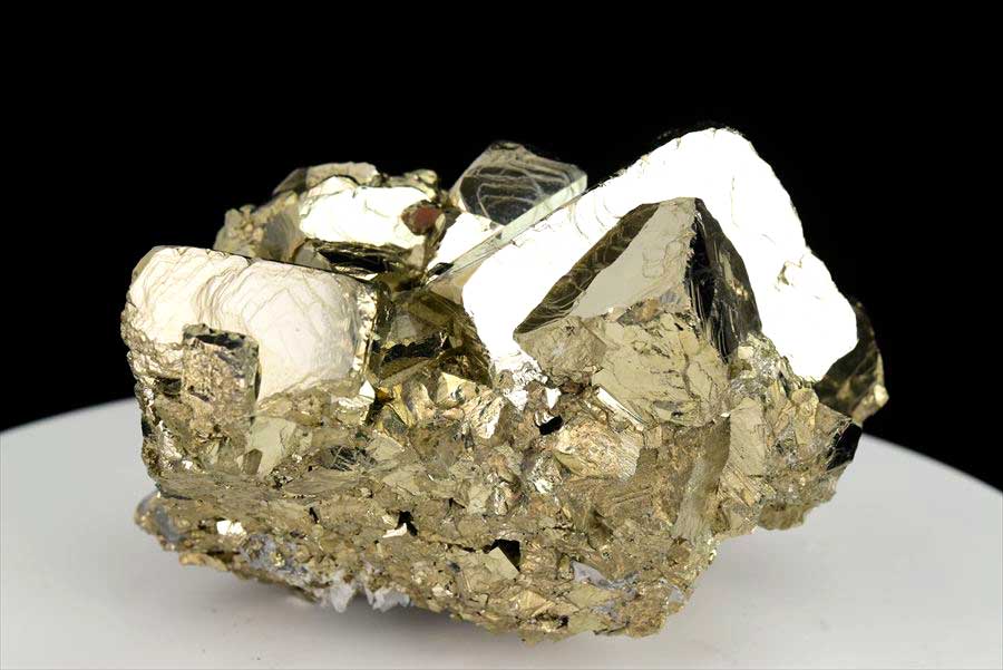 ペルー産　ワンサラ　パイライト　原石　鉱物　黄鉄鉱　 Huanzala　Pyrite　天然石　パワーストーン