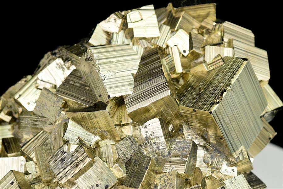ペルー産　ワンサラ　パイライト　原石　鉱物　黄鉄鉱　 Huanzala　Pyrite　天然石　パワーストーン