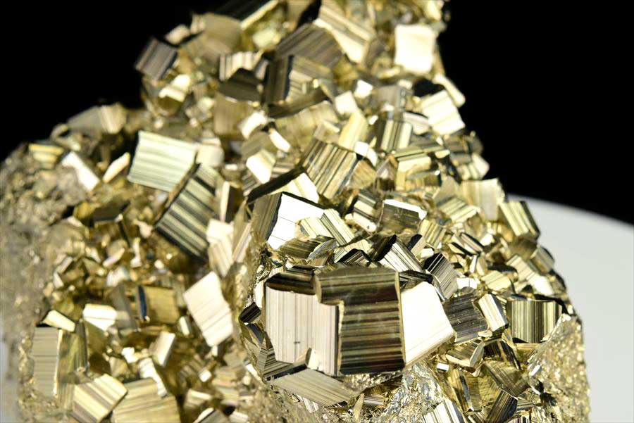 パイライト 10kg 黄鉄鉱 原石 Pyrite パワーストーン 約2キロ 約140×100サイズ パイライト 黄鉄鉱 原石 パイライト 黄鉄鉱