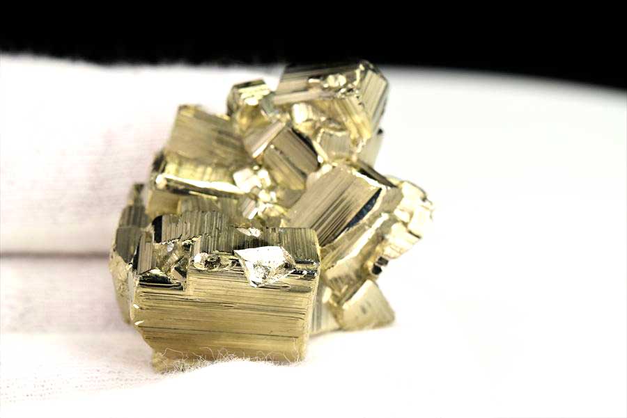 ペルー産　ワンサラ　パイライト　原石　鉱物　黄鉄鉱　 Huanzala　Pyrite　天然石　パワーストーン