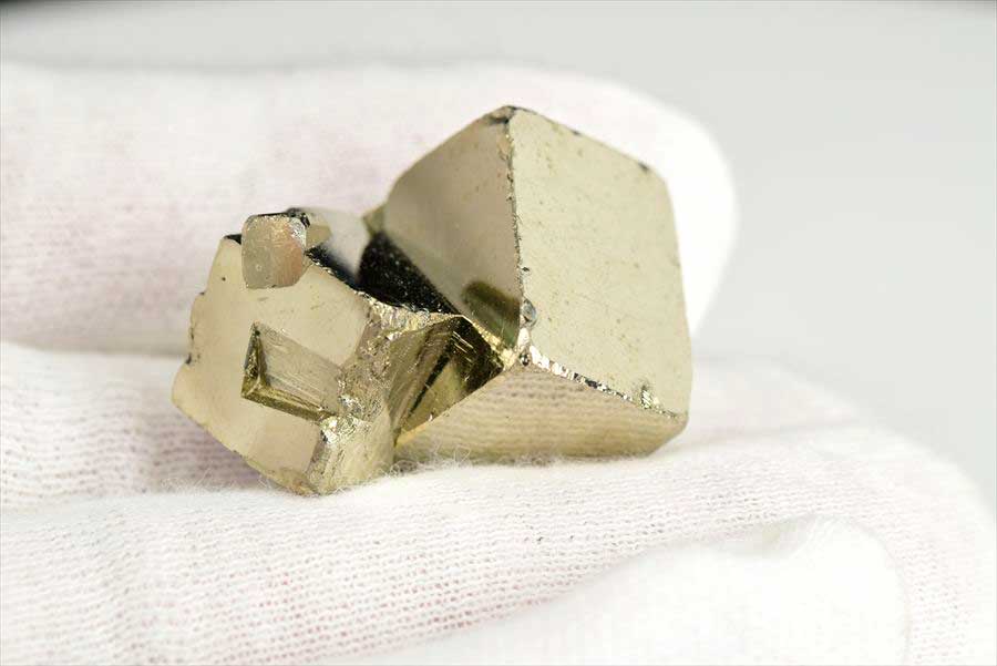 ペルー産　ワンサラ　パイライト　原石　鉱物　黄鉄鉱　 Huanzala　Pyrite　天然石　パワーストーン