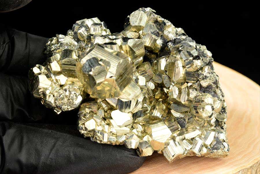 ペルー産　ワンサラ　パイライト　原石　鉱物　黄鉄鉱　 Huanzala　Pyrite　天然石　パワーストーン