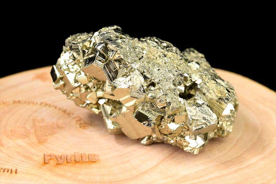 ペルー産　ワンサラ　パイライト　原石　鉱物　黄鉄鉱　 Huanzala　Pyrite　天然石　パワーストーン
