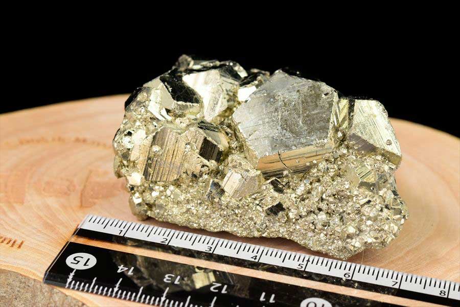 ペルー産　ワンサラ　パイライト　原石　鉱物　黄鉄鉱　 Huanzala　Pyrite　天然石　パワーストーン