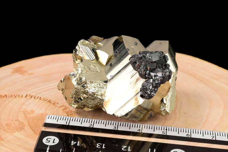 ペルー産　ワンサラ　パイライト　原石　鉱物　黄鉄鉱　 Huanzala　Pyrite　天然石　パワーストーン
