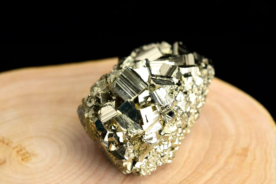 ペルー産　ワンサラ　パイライト　原石　鉱物　黄鉄鉱　 Huanzala　Pyrite　天然石　パワーストーン