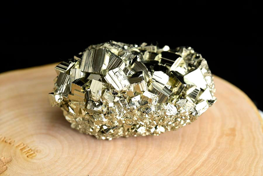 ペルー産　ワンサラ　パイライト　原石　鉱物　黄鉄鉱　 Huanzala　Pyrite　天然石　パワーストーン