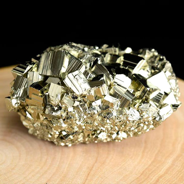 ペルー産　ワンサラ　パイライト　原石　鉱物　黄鉄鉱　 Huanzala　Pyrite　天然石　パワーストーン