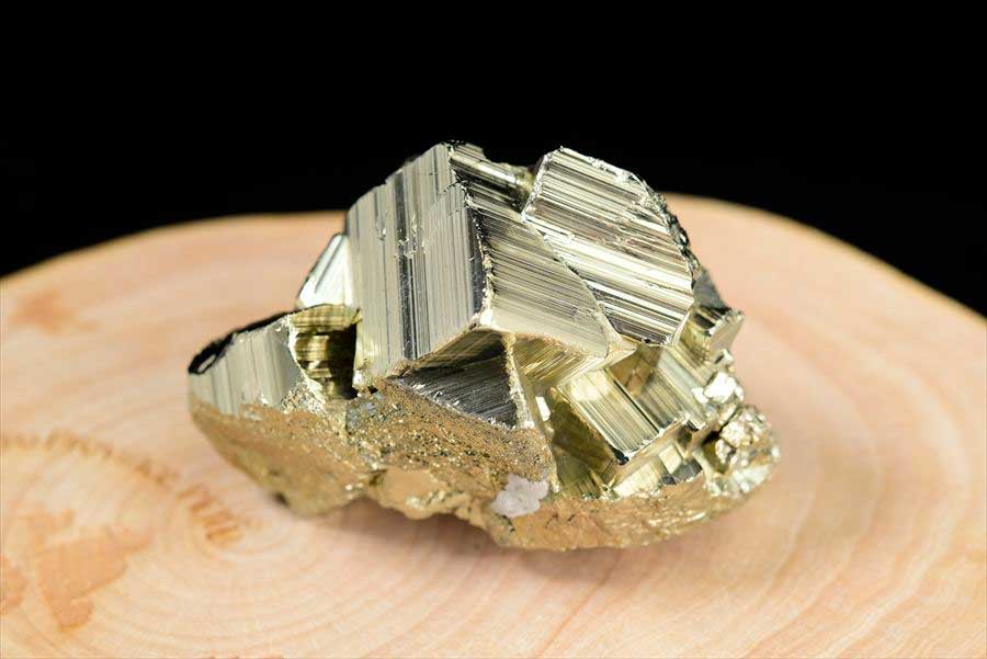 ペルー産　ワンサラ　パイライト　原石　鉱物　黄鉄鉱　 Huanzala　Pyrite　天然石　パワーストーン