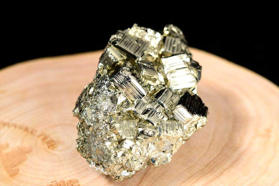 ペルー産　ワンサラ　パイライト　原石　鉱物　黄鉄鉱　 Huanzala　Pyrite　天然石　パワーストーン