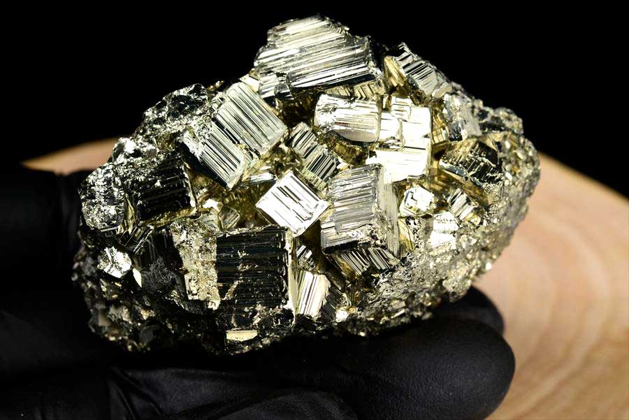 ペルー産　ワンサラ　パイライト　原石　鉱物　黄鉄鉱　 Huanzala　Pyrite　天然石　パワーストーン