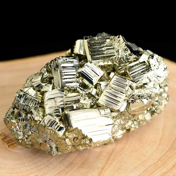 ペルー産　ワンサラ　パイライト　原石　鉱物　黄鉄鉱　 Huanzala　Pyrite　天然石　パワーストーン