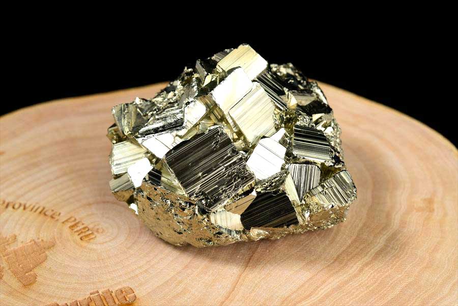 ペルー産　ワンサラ　パイライト　原石　鉱物　黄鉄鉱　 Huanzala　Pyrite　天然石　パワーストーン