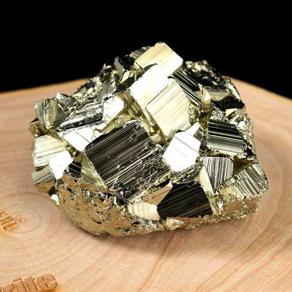 ペルー産　ワンサラ　パイライト　原石　鉱物　黄鉄鉱　 Huanzala　Pyrite　天然石　パワーストーン