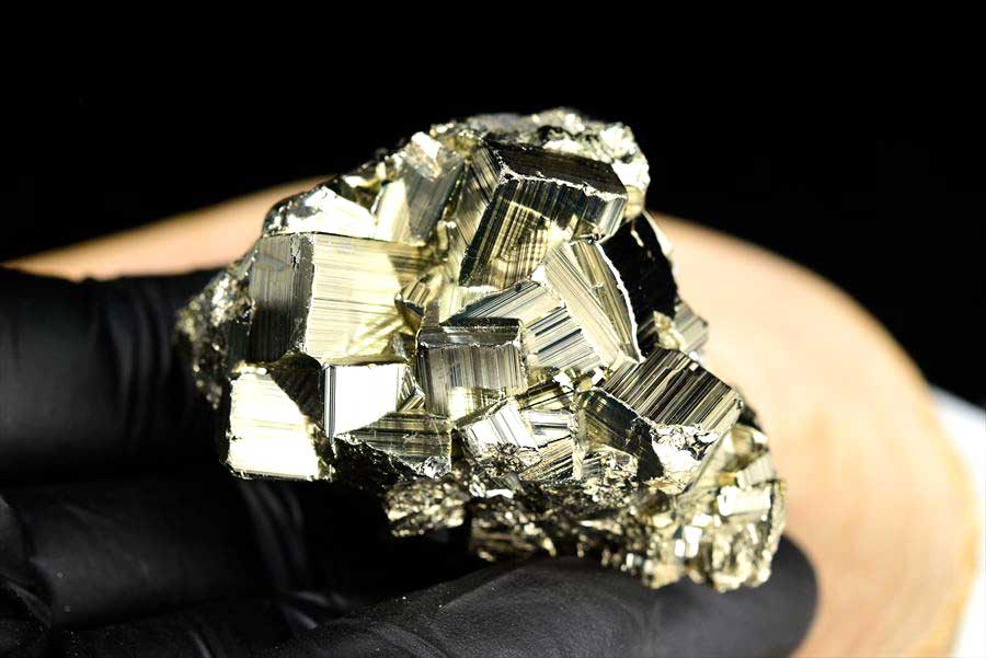 ペルー産　ワンサラ　パイライト　原石　鉱物　黄鉄鉱　 Huanzala　Pyrite　天然石　パワーストーン