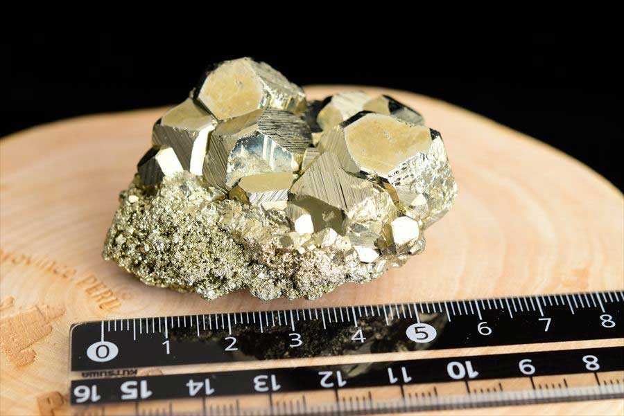 ペルー産　ワンサラ　パイライト　原石　鉱物　黄鉄鉱　 Huanzala　Pyrite　天然石　パワーストーン