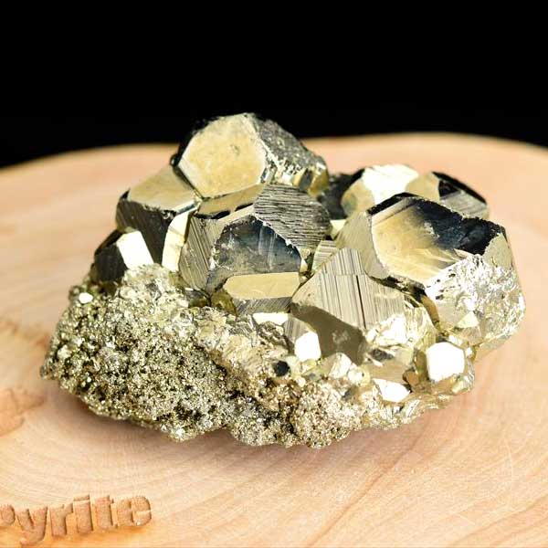 ペルー産　ワンサラ　パイライト　原石　鉱物　黄鉄鉱　 Huanzala　Pyrite　天然石　パワーストーン