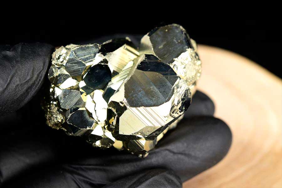 ペルー産　ワンサラ　パイライト　原石　鉱物　黄鉄鉱　 Huanzala　Pyrite　天然石　パワーストーン