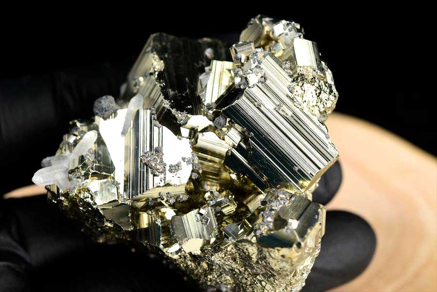 ペルー産　ワンサラ　パイライト　原石　鉱物　黄鉄鉱　 Huanzala　Pyrite　天然石　パワーストーン