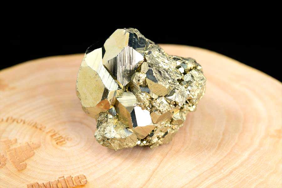 ペルー産　ワンサラ　パイライト　原石　鉱物　黄鉄鉱　 Huanzala　Pyrite　天然石　パワーストーン