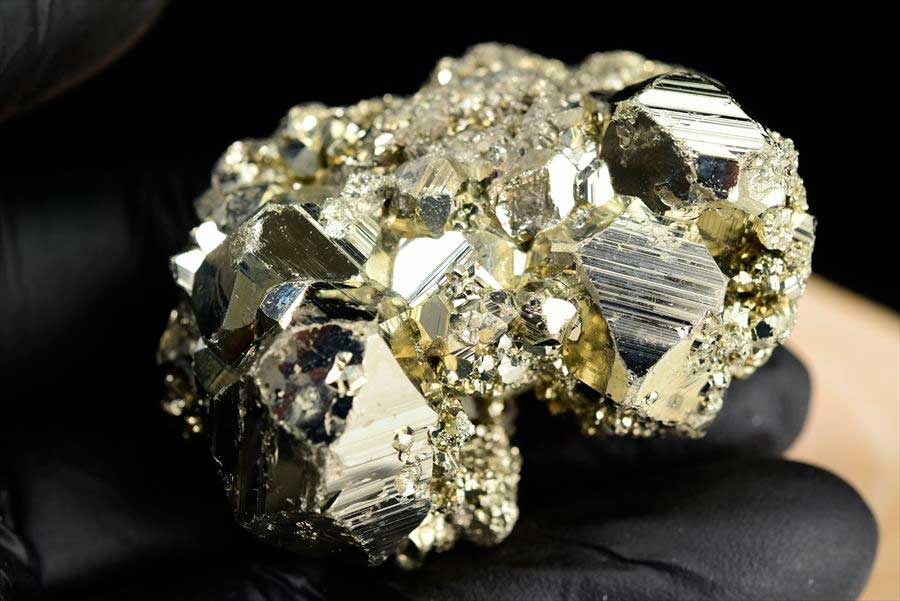 ペルー産　ワンサラ　パイライト　原石　鉱物　黄鉄鉱　 Huanzala　Pyrite　天然石　パワーストーン