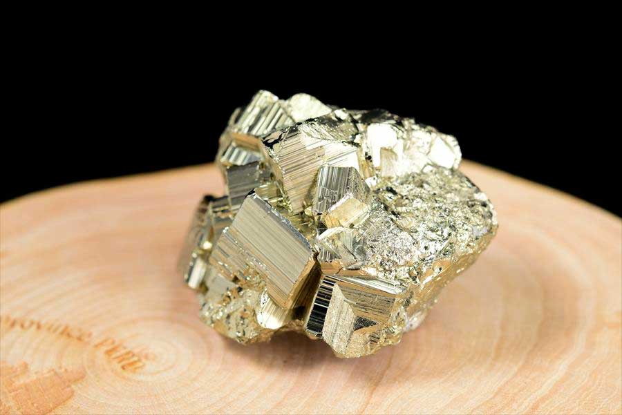 ペルー産　ワンサラ　パイライト　原石　鉱物　黄鉄鉱　 Huanzala　Pyrite　天然石　パワーストーン
