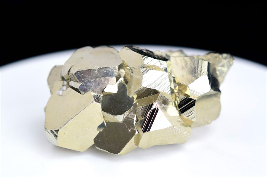 ペルー産　ワンサラ　パイライト　原石　鉱物　黄鉄鉱　 Huanzala　Pyrite　天然石　パワーストーン