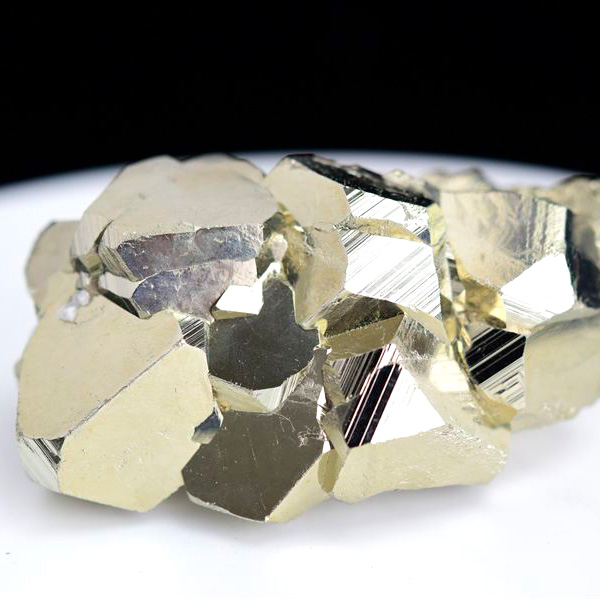 ペルー産　ワンサラ　パイライト　原石　鉱物　黄鉄鉱　 Huanzala　Pyrite　天然石　パワーストーン
