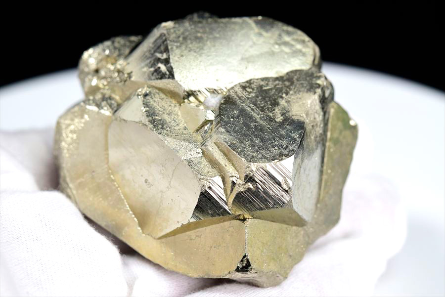 ペルー産　ワンサラ　パイライト　原石　鉱物　黄鉄鉱　 Huanzala　Pyrite　天然石　パワーストーン