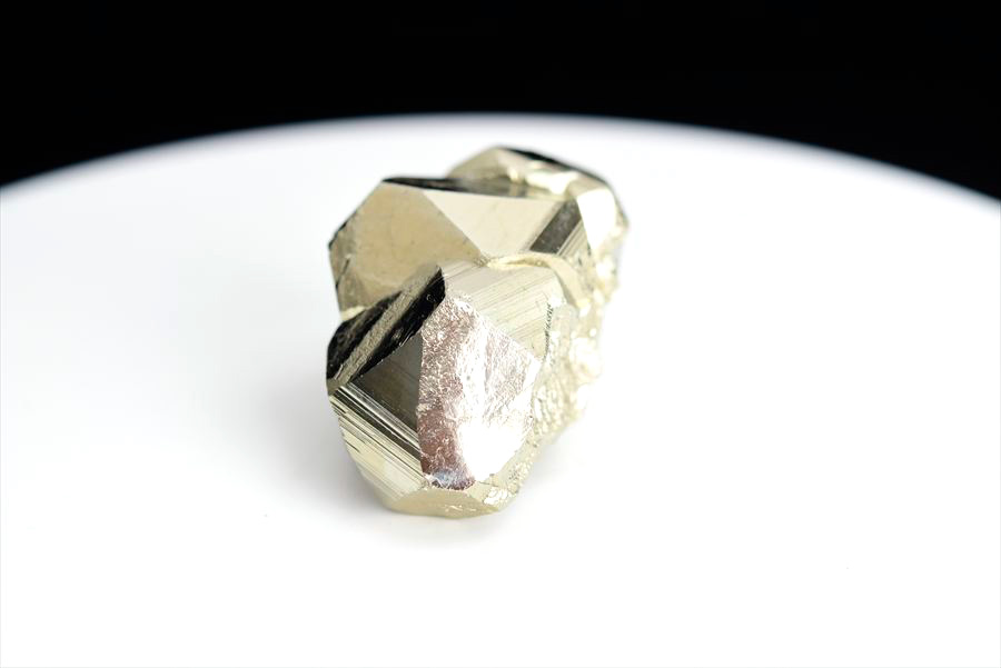 ペルー産　ワンサラ　パイライト　原石　鉱物　黄鉄鉱　 Huanzala　Pyrite　天然石　パワーストーン