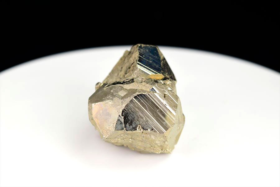 ペルー産　ワンサラ　パイライト　原石　鉱物　黄鉄鉱　 Huanzala　Pyrite　天然石　パワーストーン