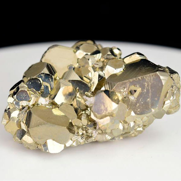 ペルー産　ワンサラ　パイライト　原石　鉱物　黄鉄鉱　 Huanzala　Pyrite　天然石　パワーストーン