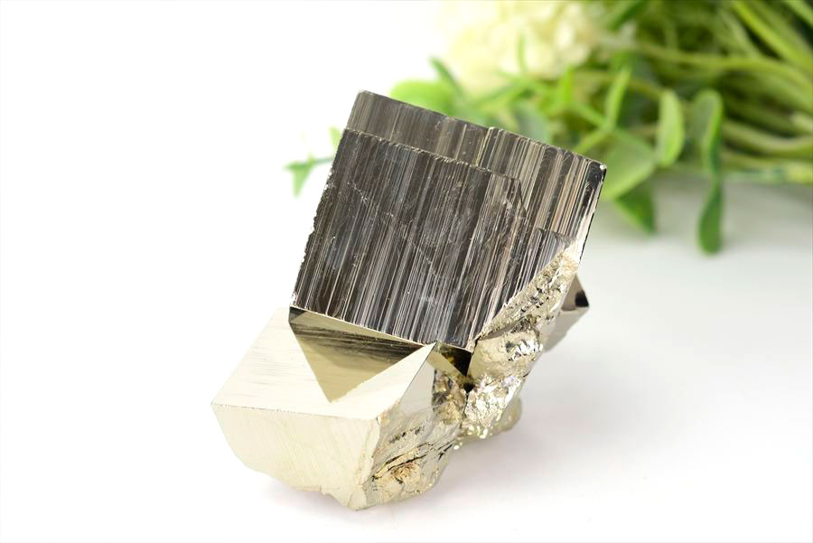 ペルー産　ワンサラ　パイライト　原石　鉱物　黄鉄鉱　 Huanzala　Pyrite　天然石　パワーストーン