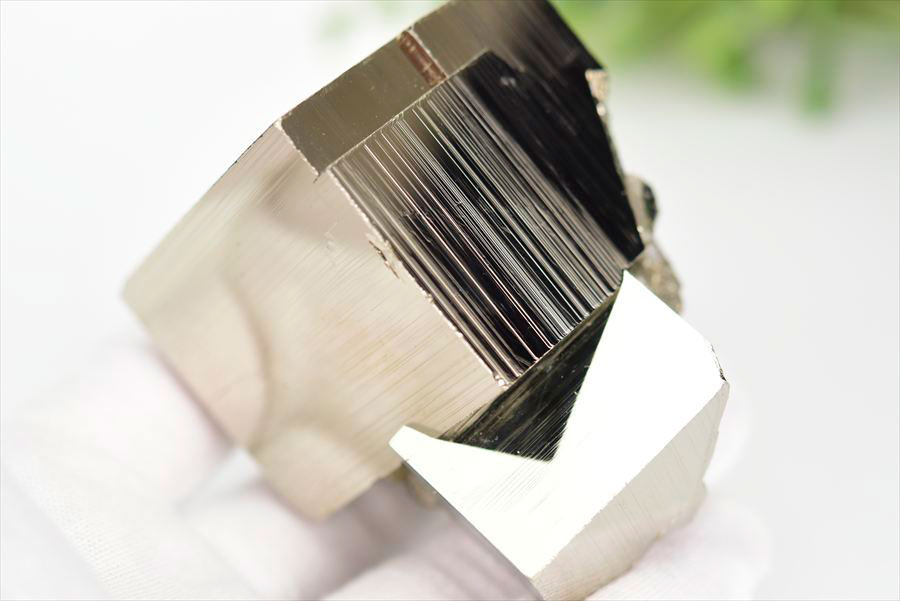 ペルー産　ワンサラ　パイライト　原石　鉱物　黄鉄鉱　 Huanzala　Pyrite　天然石　パワーストーン